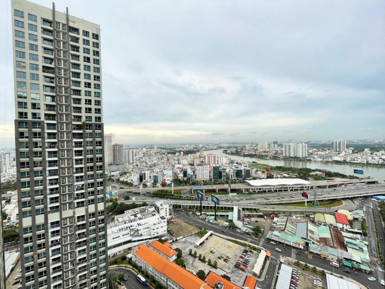 Urban Heights Rentals Landmark 81 Thành Pho Ho Chí Minh Esterno foto